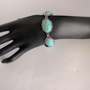 🎆💥LUCKY BRAND Bracelet silver tone turquoise stones very chick